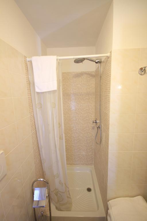 Albergo Villa Gradita 马尔米堡 客房 照片