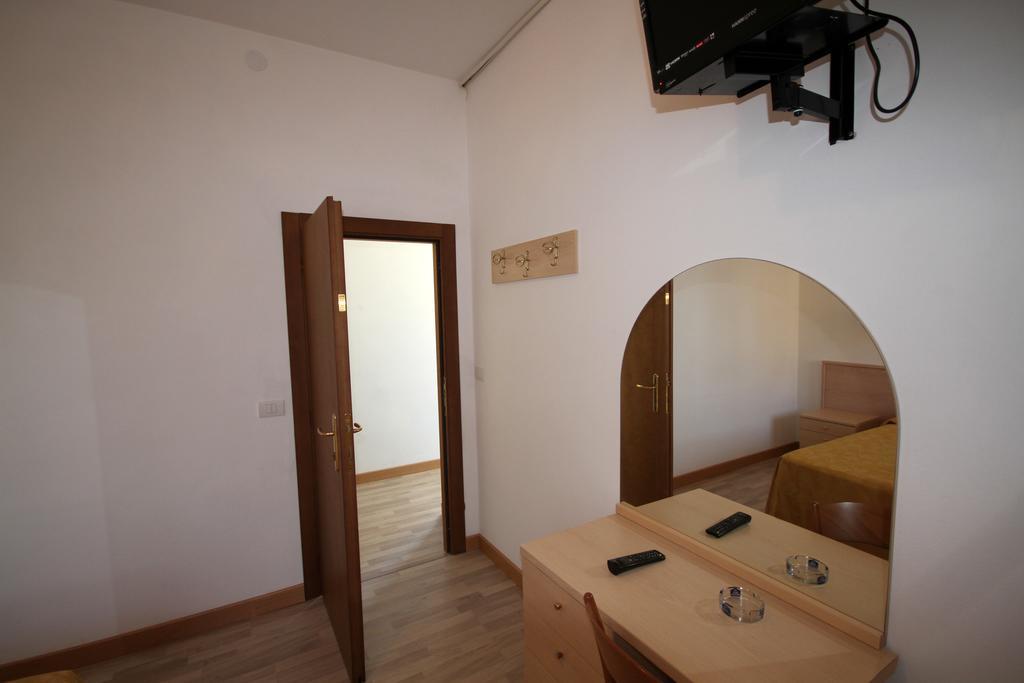 Albergo Villa Gradita 马尔米堡 外观 照片